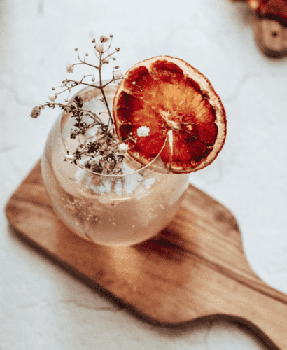 rosemary gin and tonic