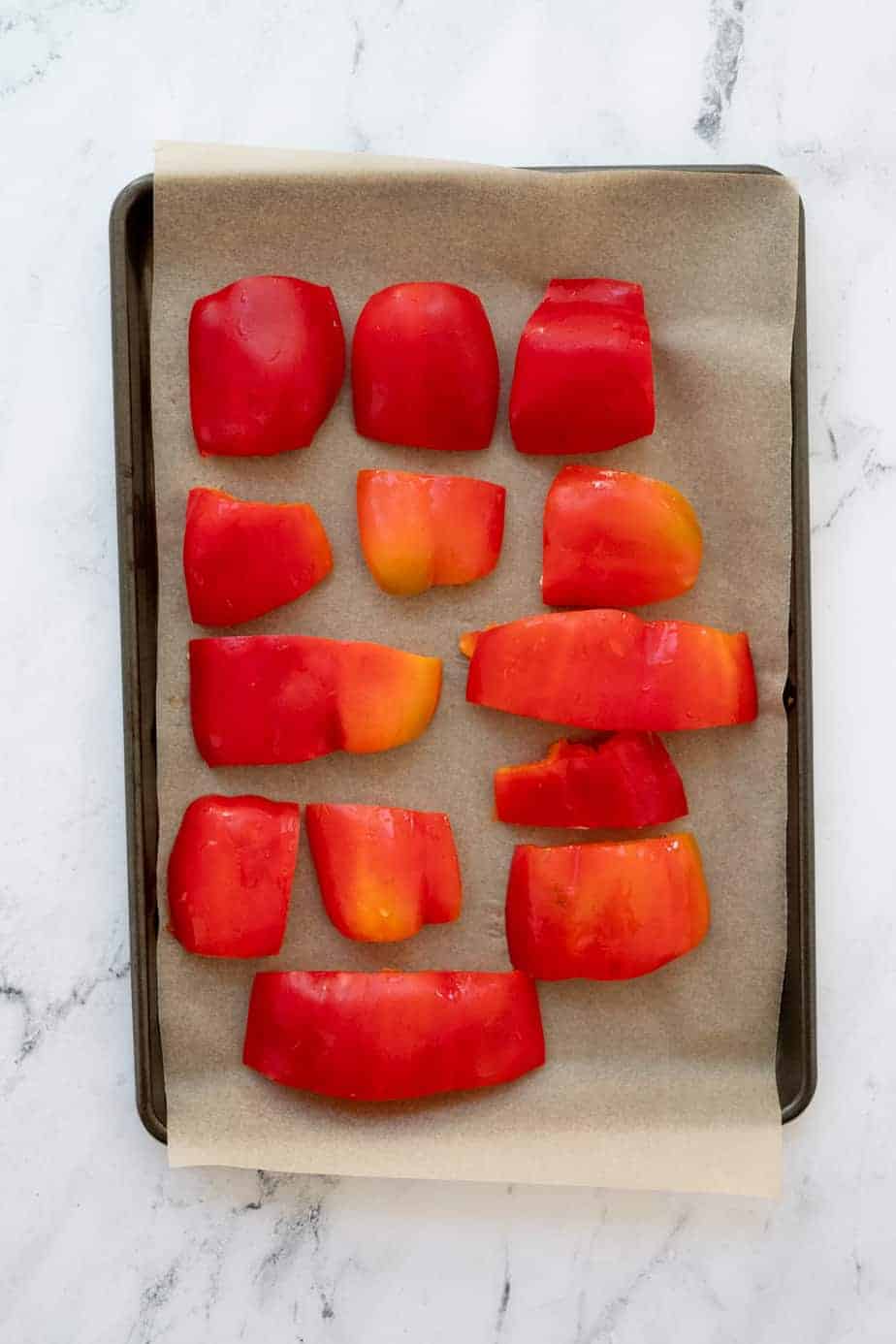 This image has an empty alt attribute; its file name is roasted-red-pepper-caprese-salad-4.jpg