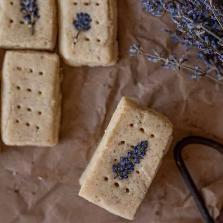 How to make lavender shortbread cookies