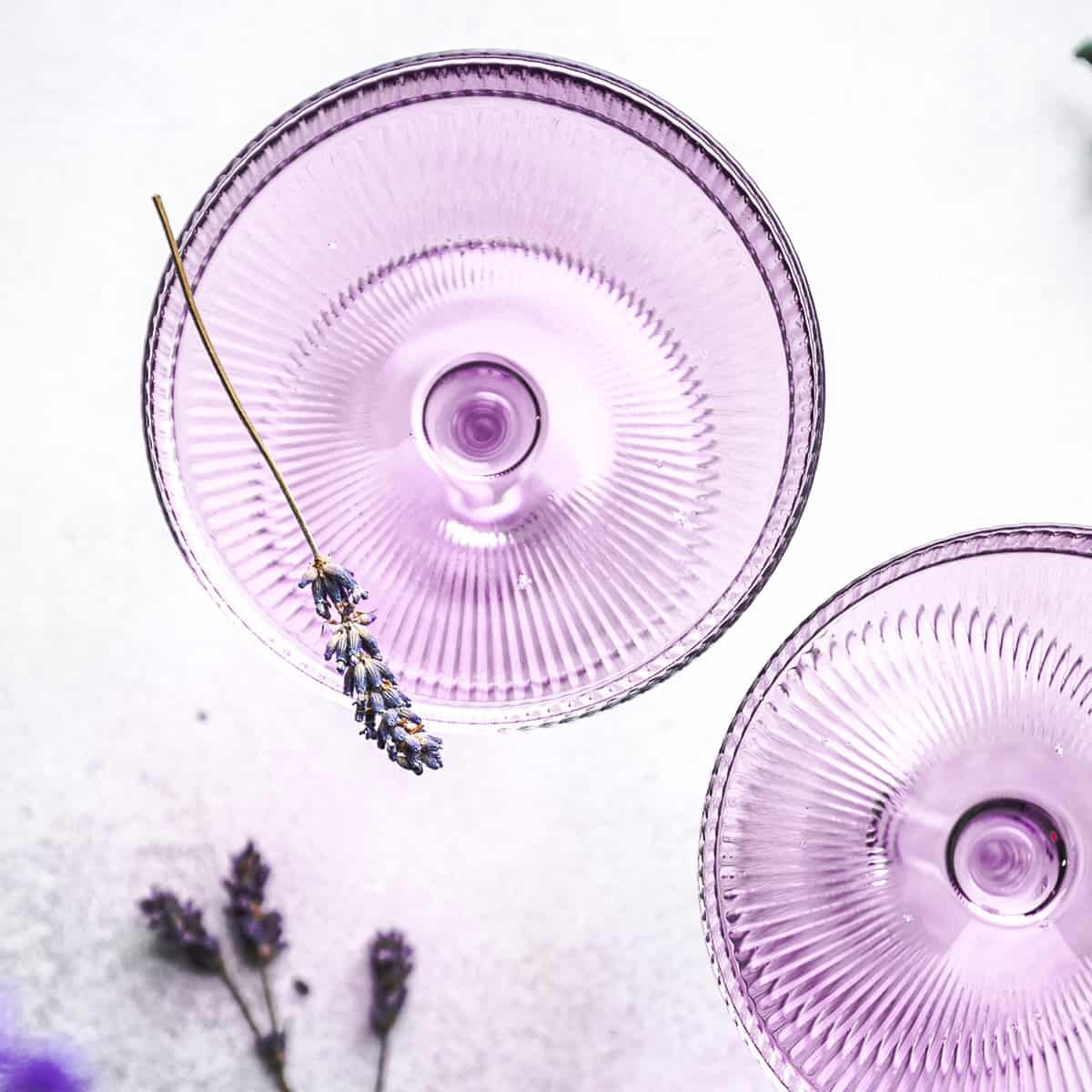 https://frolicandfare.com/wp-content/uploads/2022/07/lavender-martini-1-1.jpg