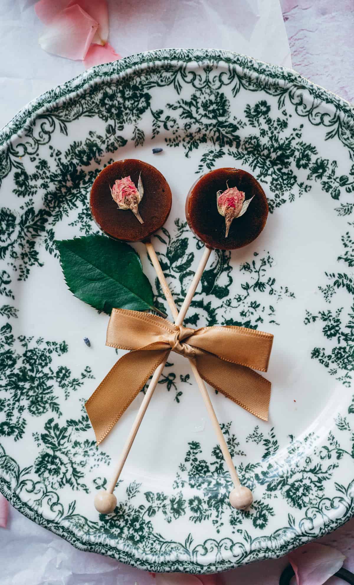 rose honey lollipops 2