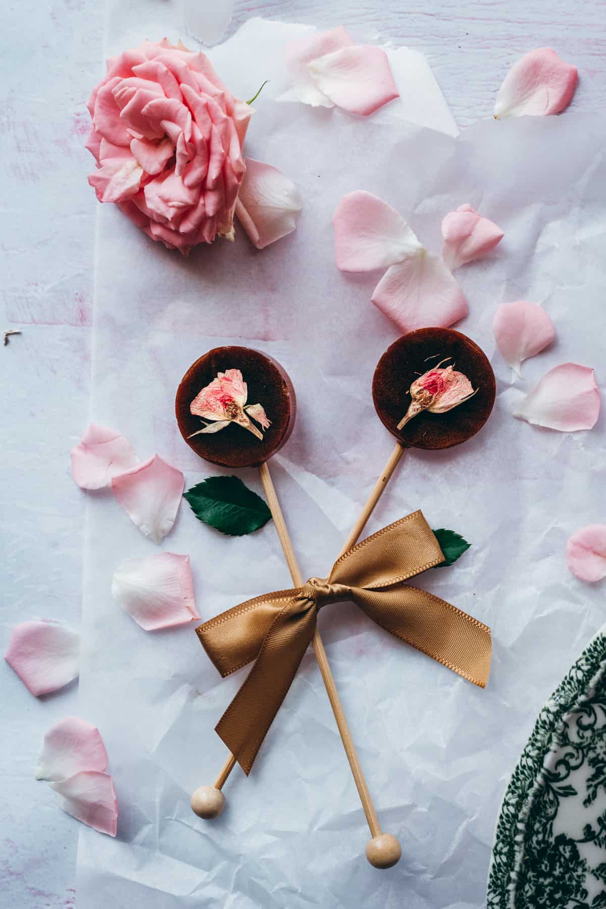 rose honey lollipops 3