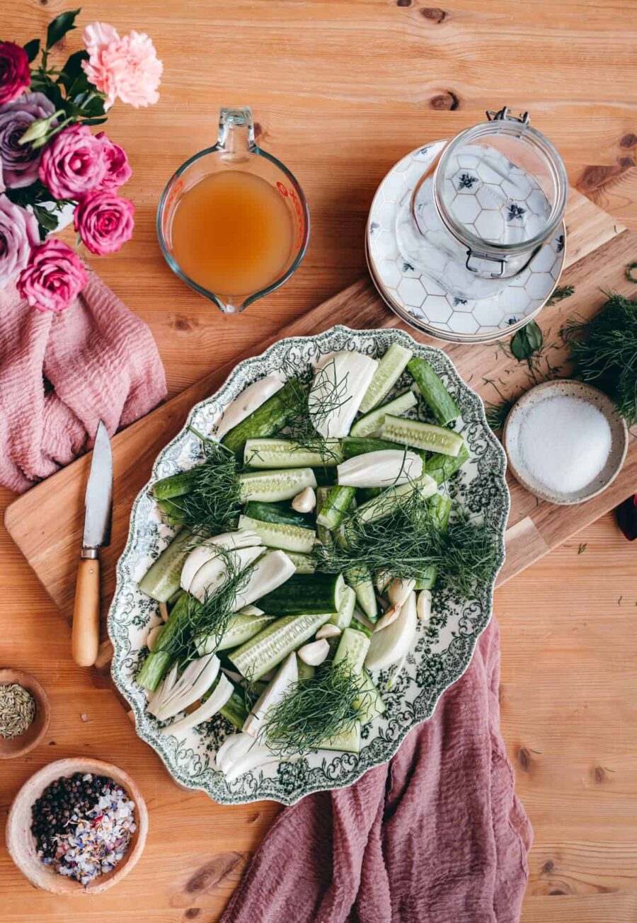 Apple Cider Vinegar Dill Pickles