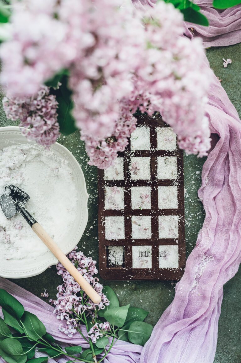 Lilac sugar cubes with floral accents